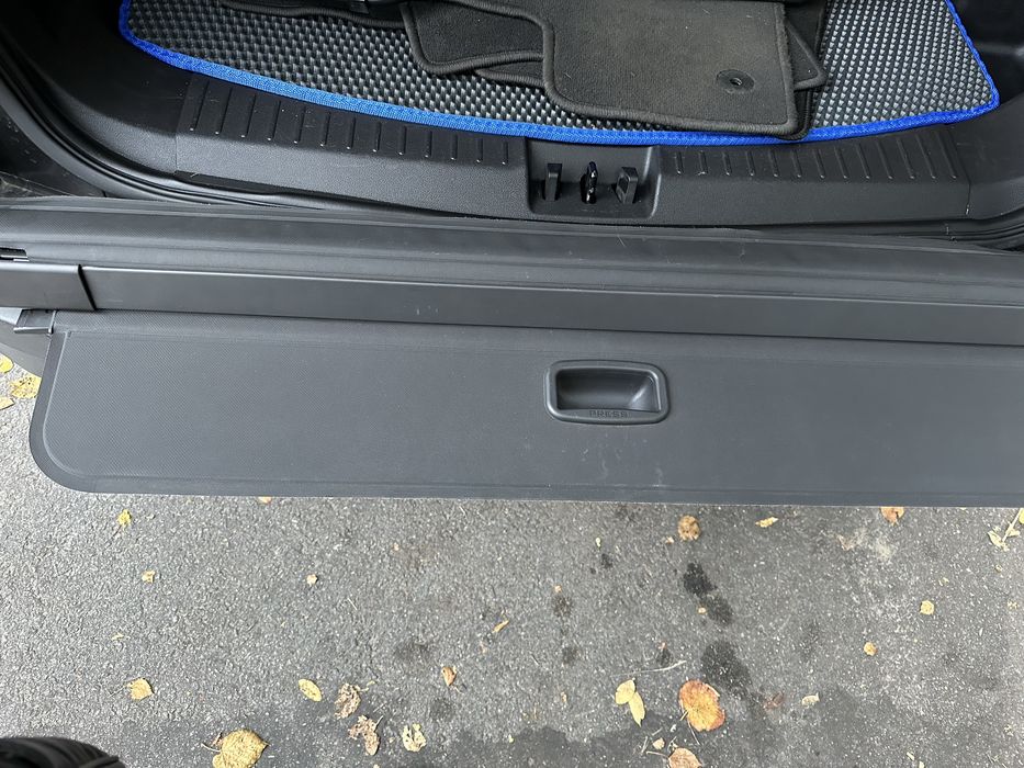 Шторка - полка багажника Ford Kuga Escape