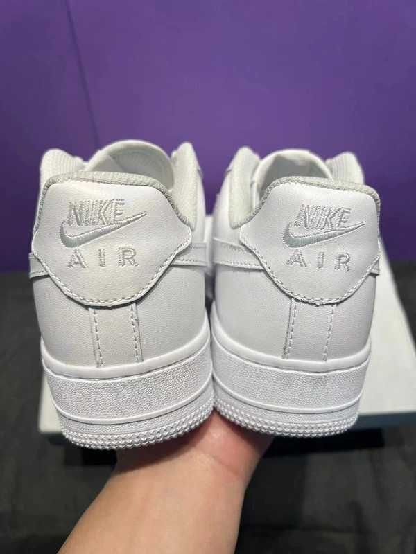 Nike Air Force 1 Low '07 White 37.5