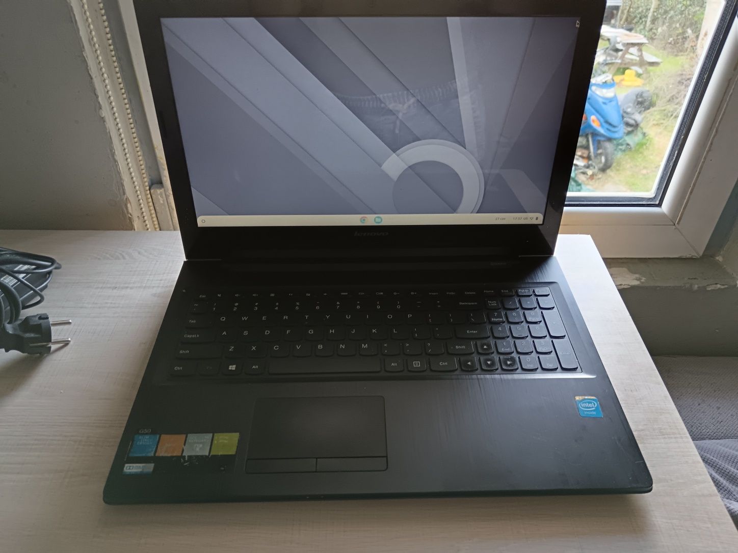 Sprzedam laptop lenovo