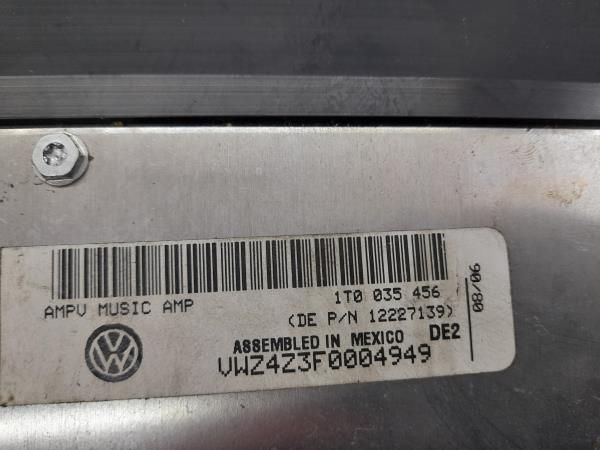Amplificador de colunas VOLKSWAGEN Touran (1T)