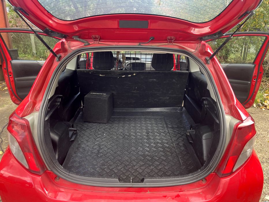 2012 Yaris 1.0 zadbane