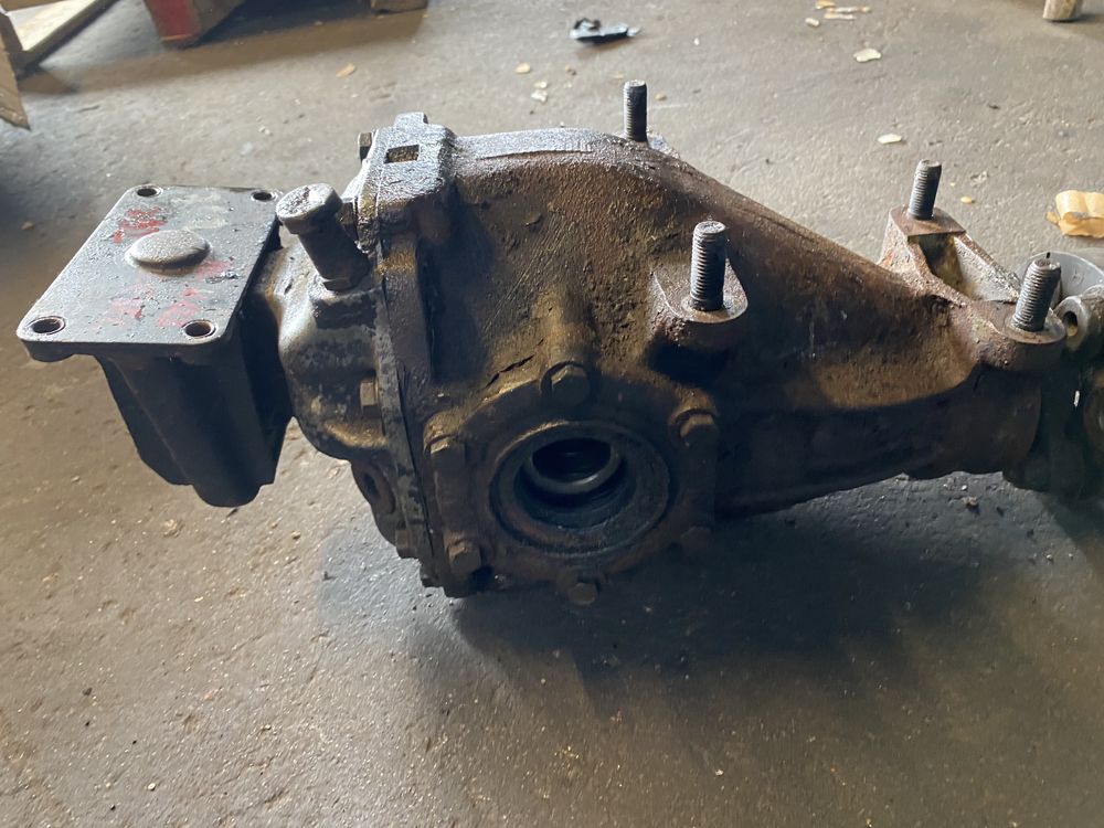 Dyfer Mercedes W123 most tył dyferencjał 3.92