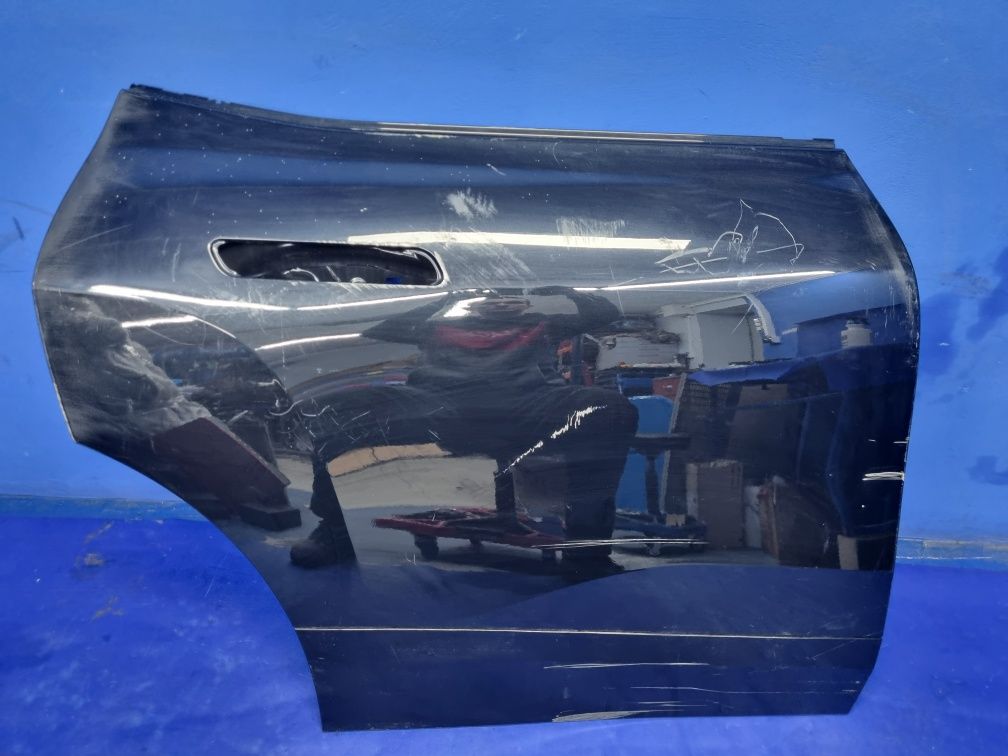 PRAWE TYLNE drzwi BMW IX oryginał europa