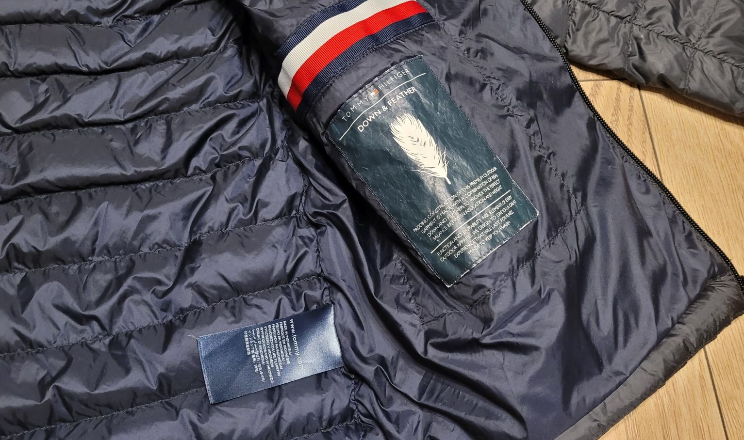 TOMMY HILFIGER Puchowa Kurtka Męska roz. M - J NOWA