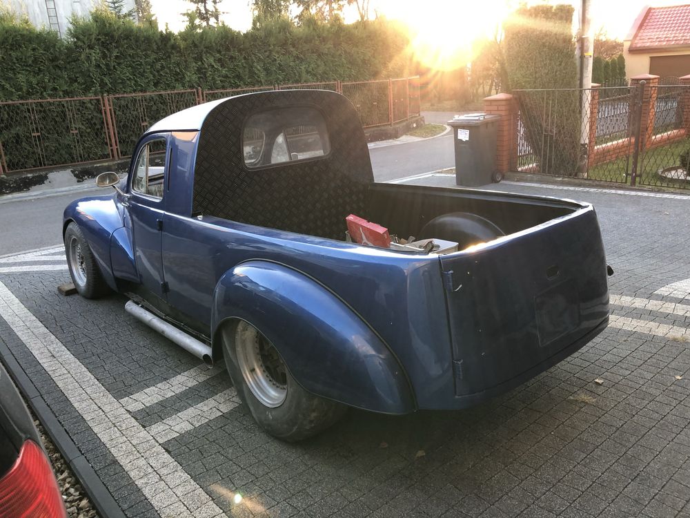 Peugeot  203 Projek silnik v8 z 1957roku