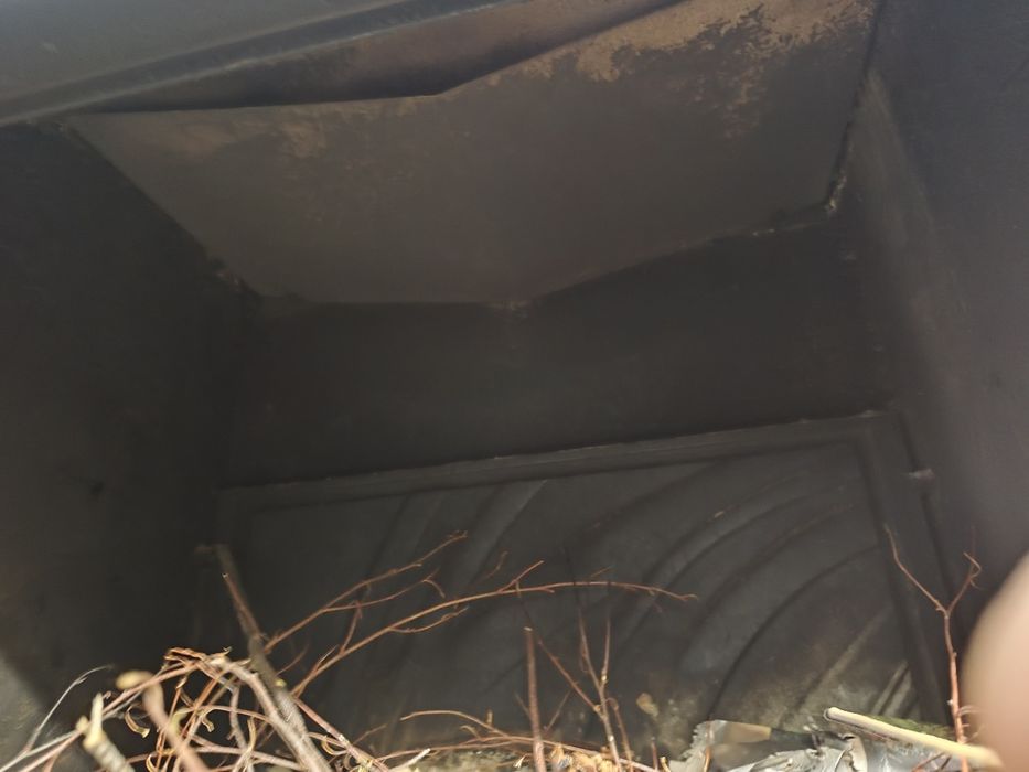 Kominek wraz z kamieniami