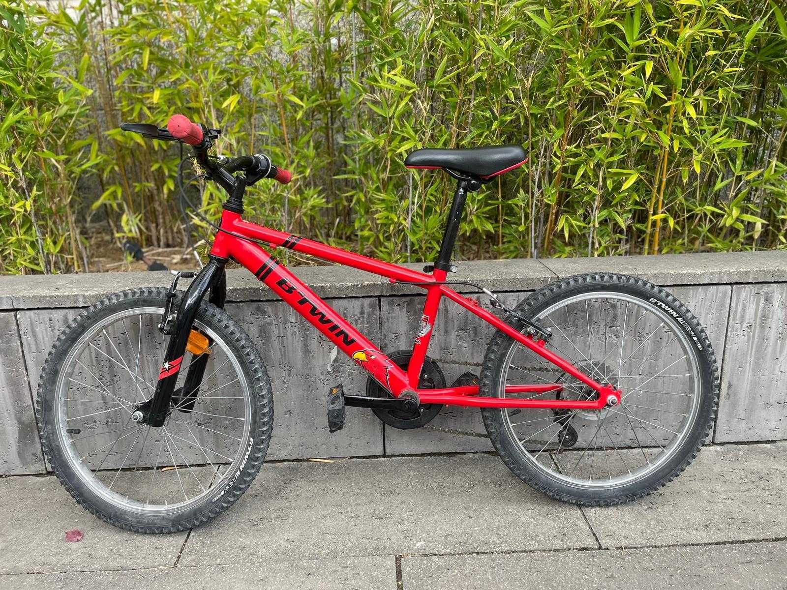Bicicleta B´Twin racing boy roda 20"