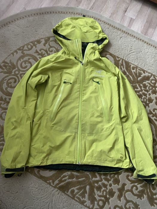 Вітровка Arc’teryx