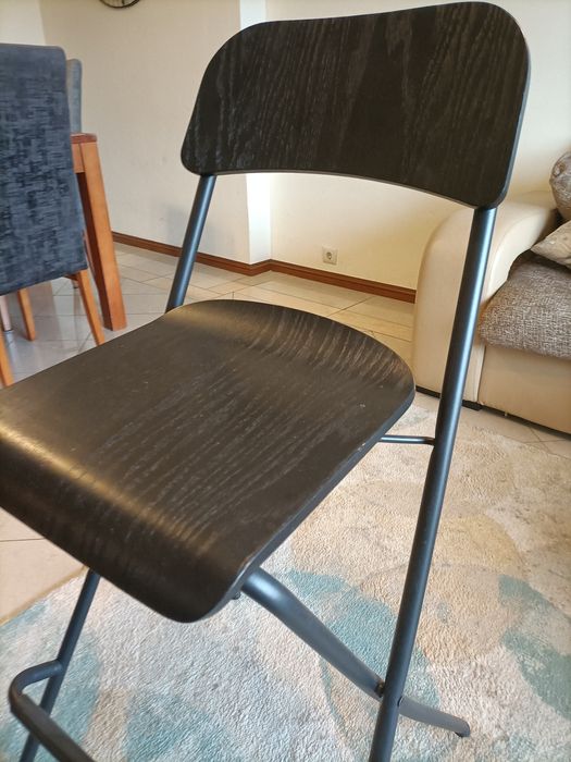 Cadeirão IKEA Franklin preta
