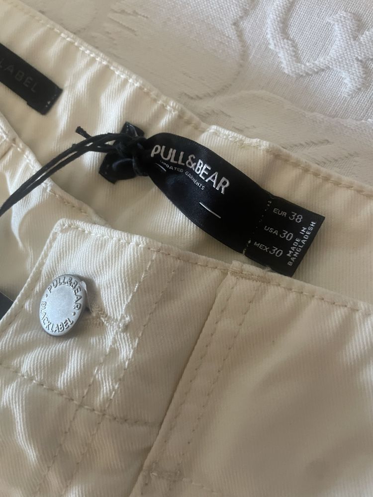 Calcas Brancas Pull & Bear