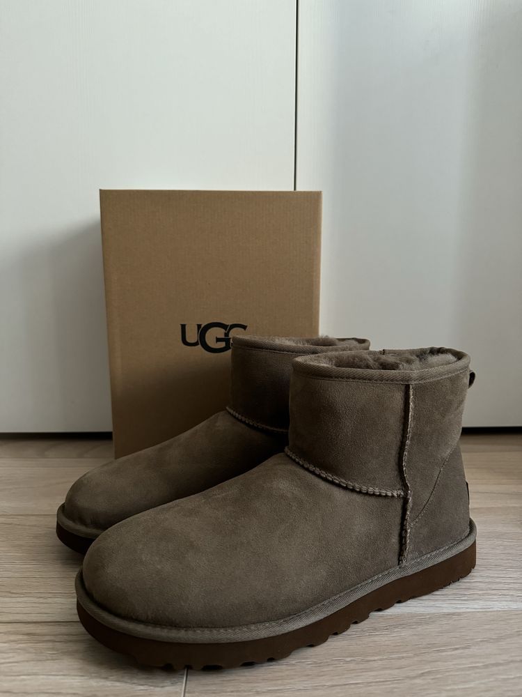 Buty UGG Classic Mini - brązowe