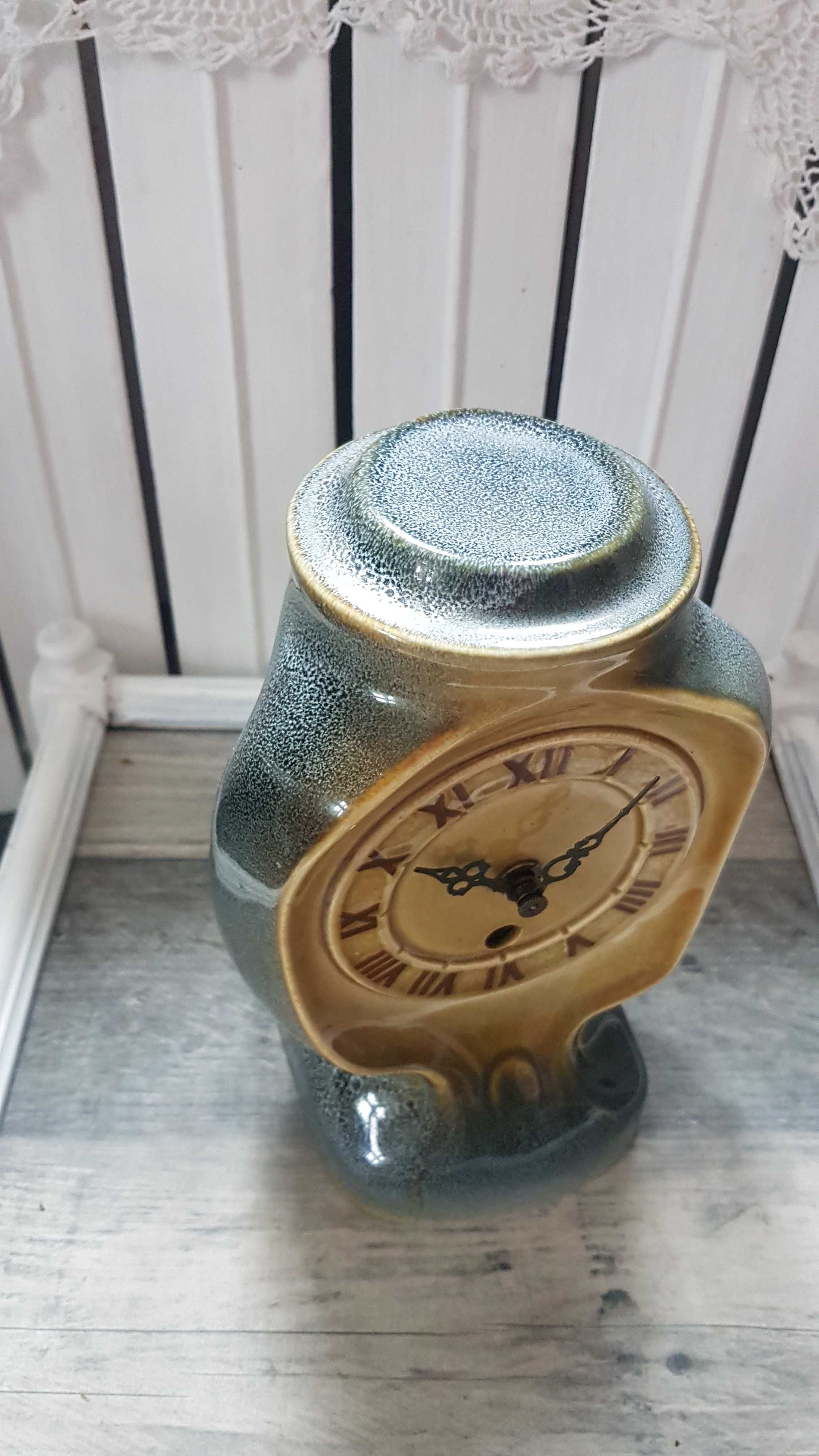 zegar porcelanowy nakręcany PRL Mirostowice