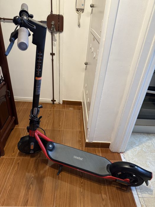 Trotinete Ninebot Segway D18E