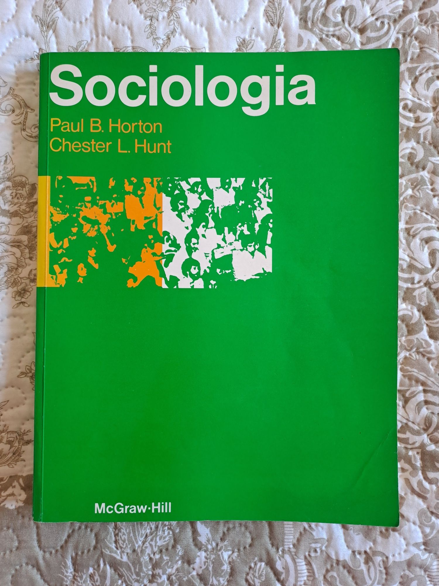 Livro "Sociologia" de Paul B. Horton e Chester L. Hunt