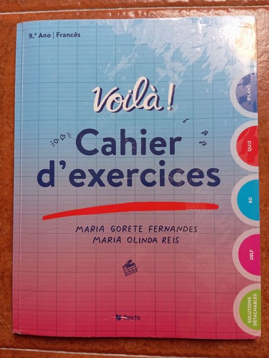 Caderno de exercícios de francês do 9° ano