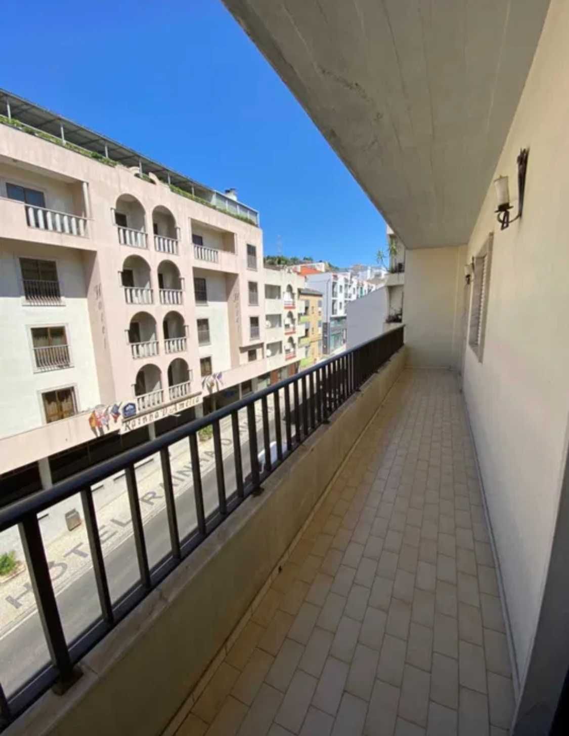 Alugo quarto ESTUDANTE centro Castelo Branco