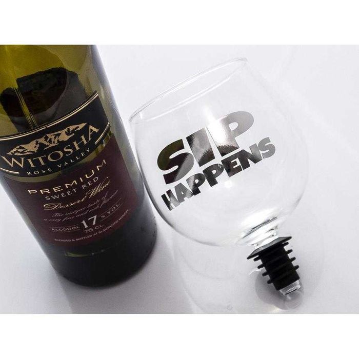 Wkręcany Kieliszek - Sip Happens
