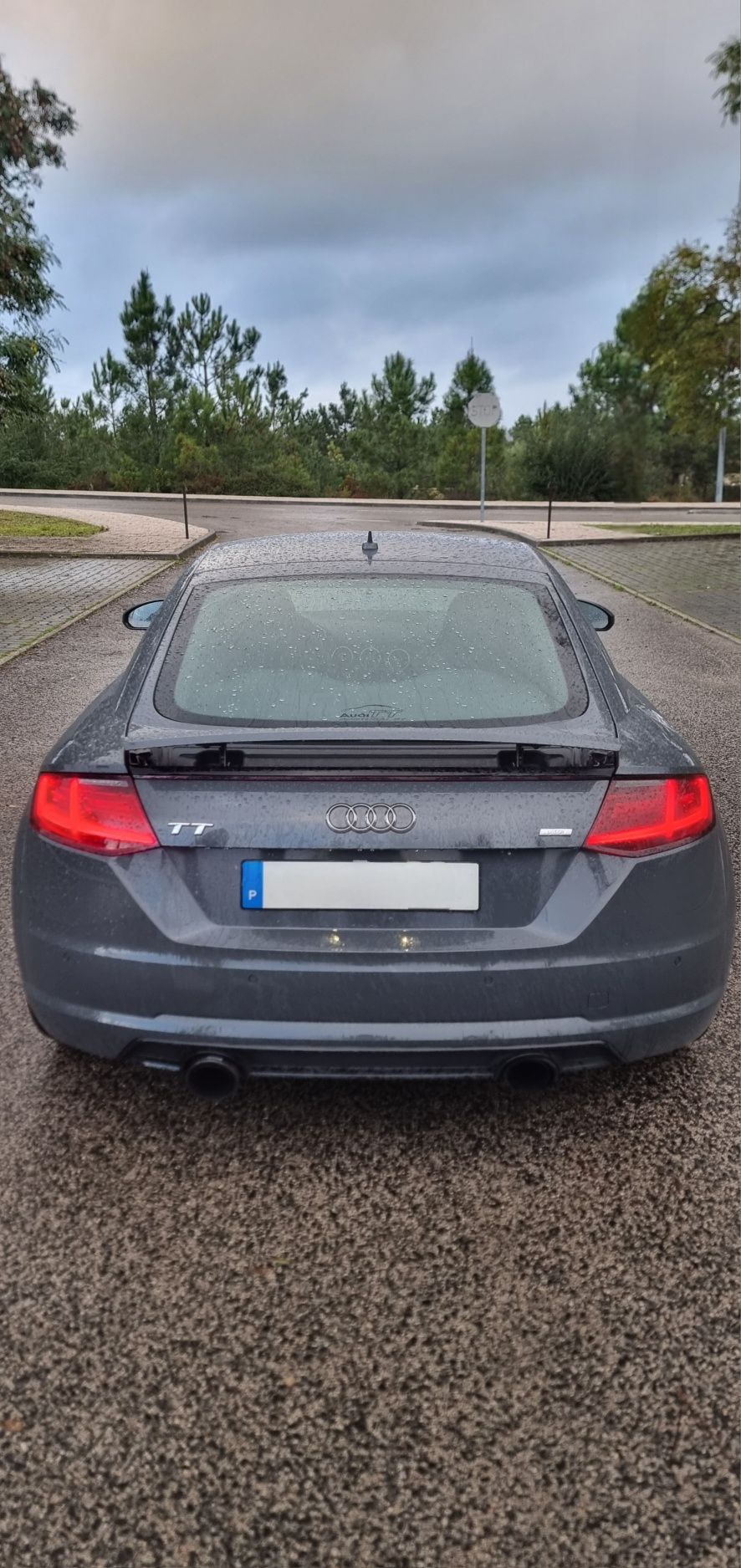 Audi TT Coupé Ultra 2.0 TDI