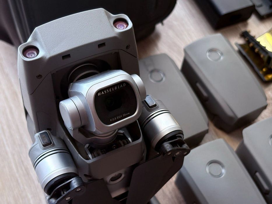 Vendo Mavic 2 Pro Fly More Combo 5 baterias