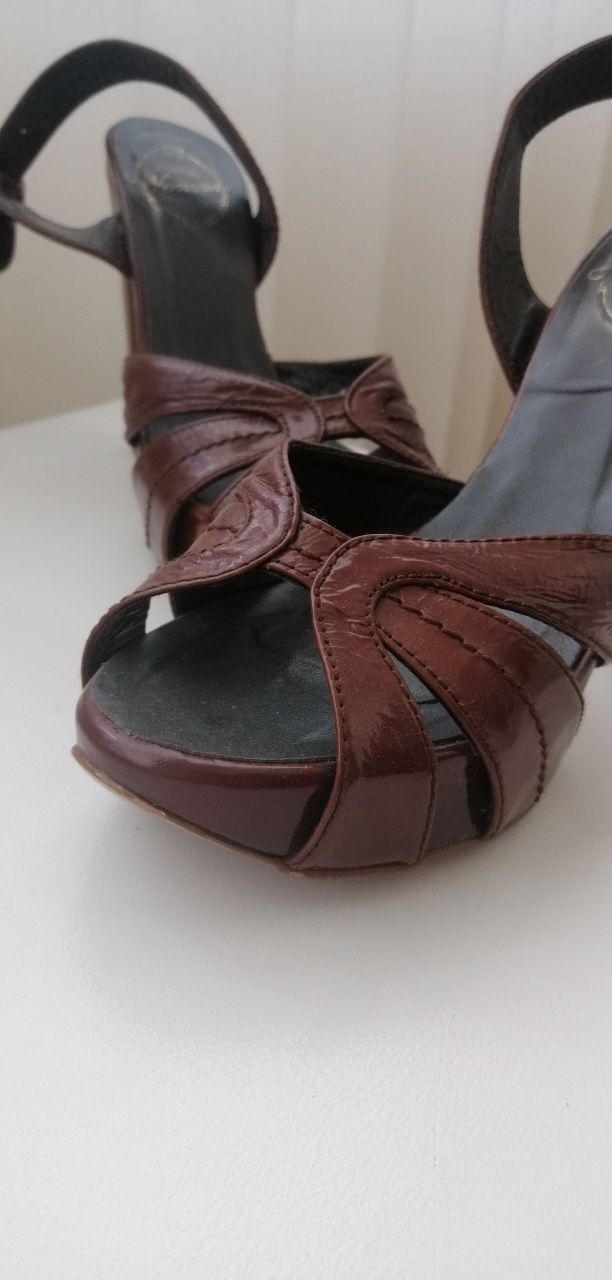 Sandalias Zara como novas