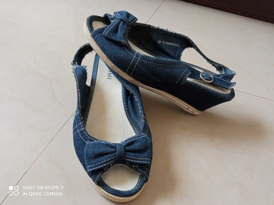 Sandały czółenka buty na koturnie jeans r. 38