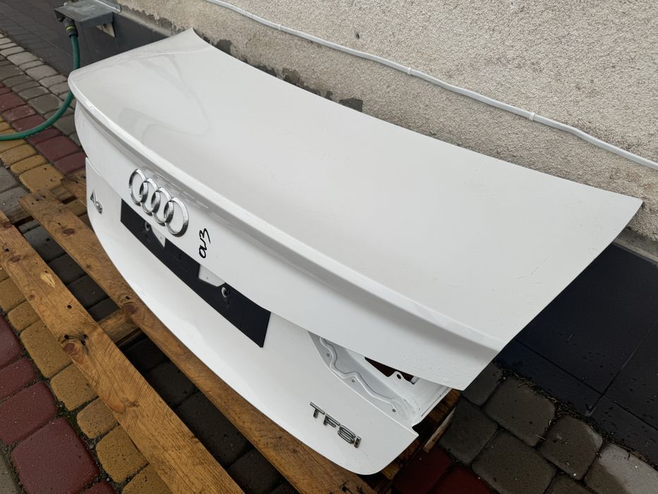 Кришка багажника audi a3 ляда ауди а3 ауді а3 a3 a3 8V кляпа
