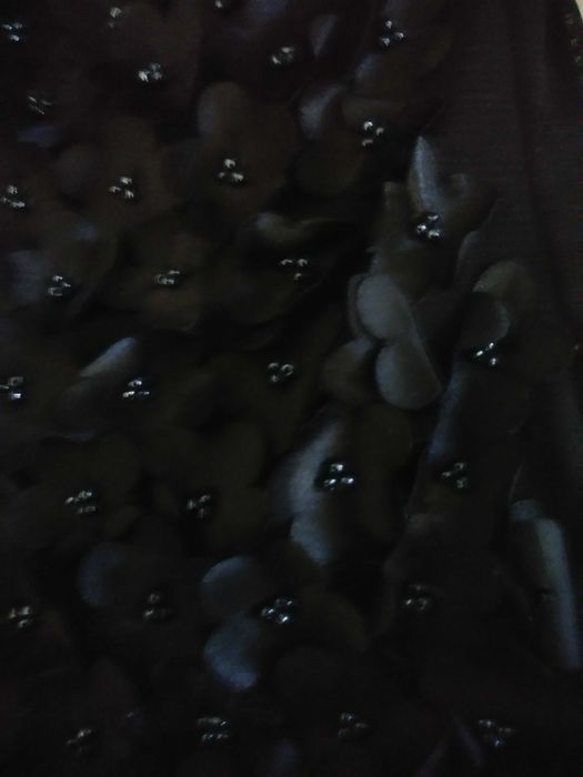 Piękna czarna sukienka/tunika z naszywanymi kwiatami M