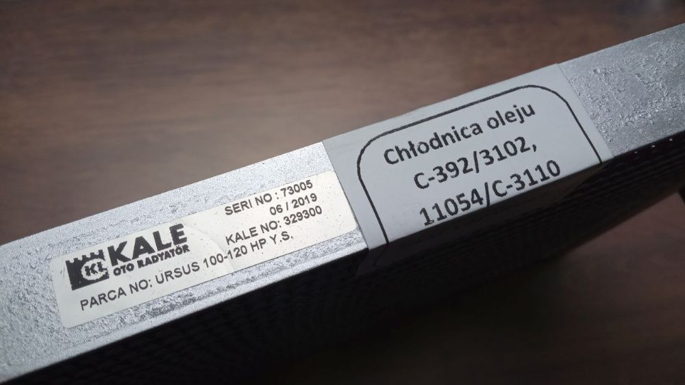 Chłodnica oleju URSUS C-392 C-3102 C-3110 lub 11054
