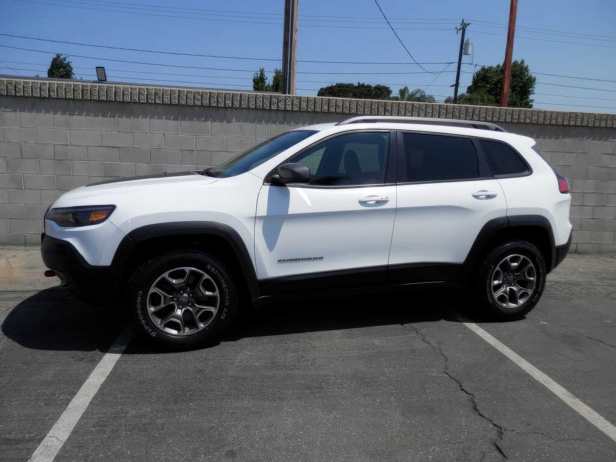 2020 Jeep Cherokee