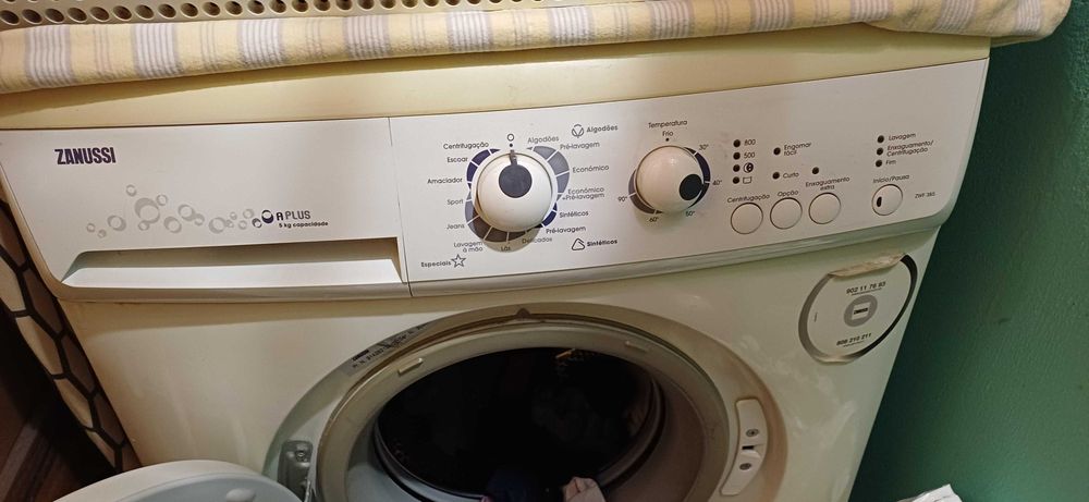 Máquina de lavar roupa