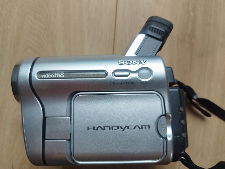 Sprzedam Kamera Sony hi8
