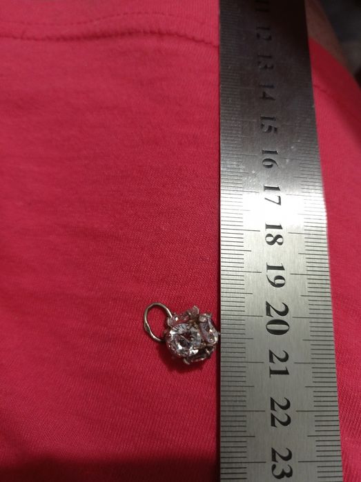 Продам серебряные украшения подвески 925 проба , цена за грамм 90 грн.