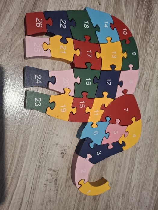 Klocki drewniane puzzle