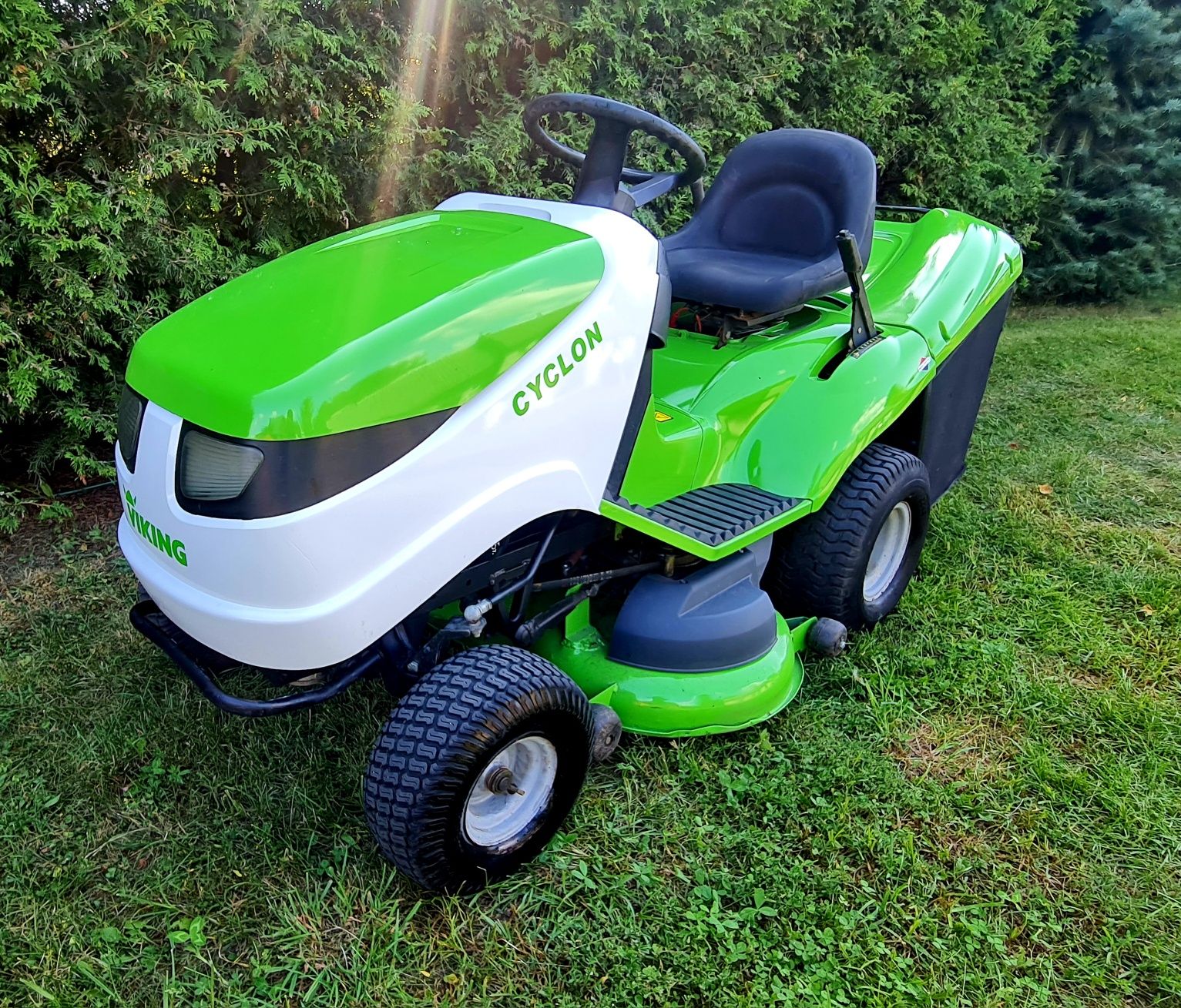 Traktorek kosiarka VIKING 17.5km briggs hydrostatic
