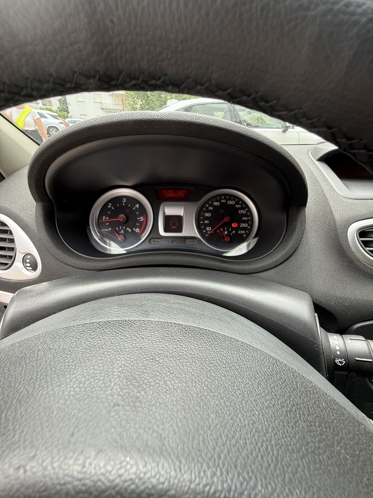 Renault clio comercial