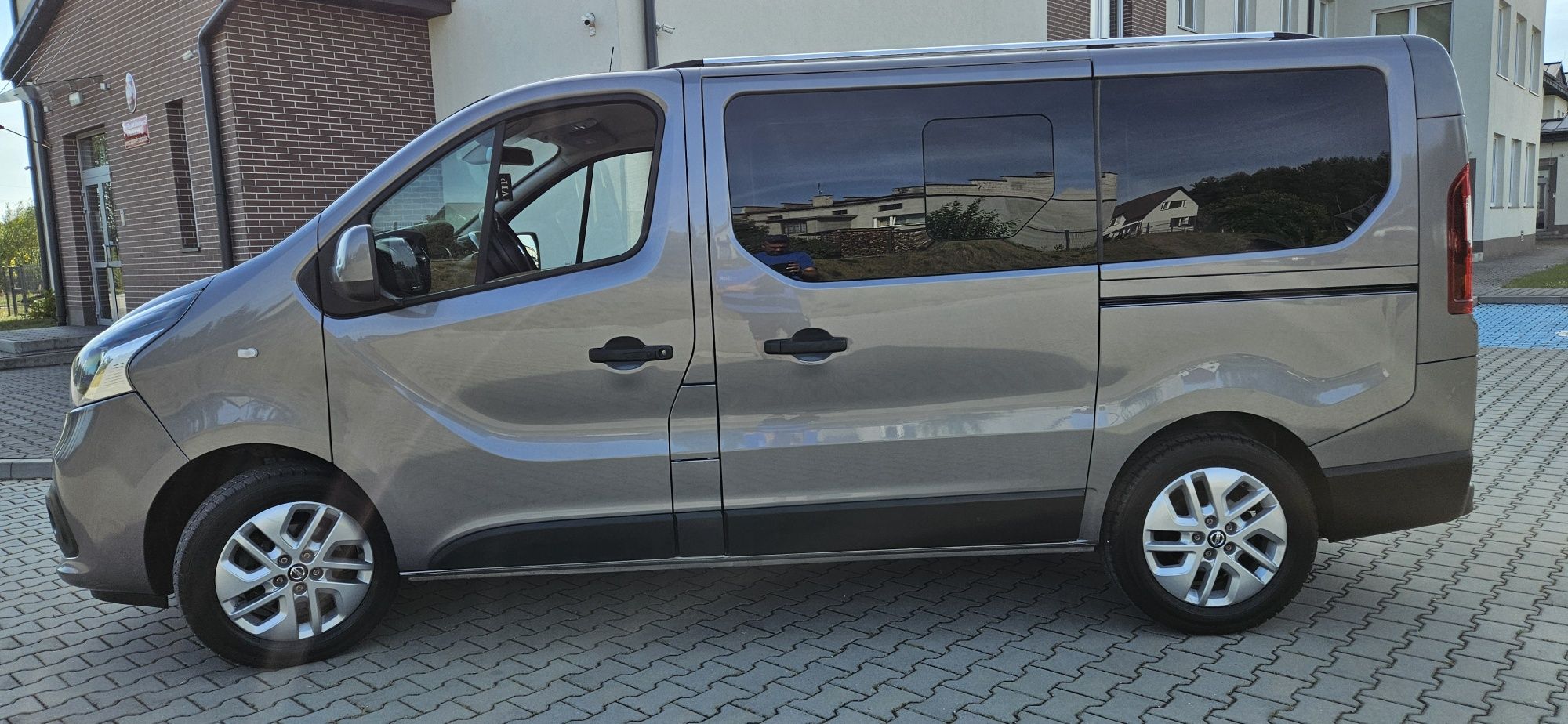 NISSAN NV 300.2020 R 2.0 DCI.AUTOMAT.Navi.8-Osobowy.Raty..