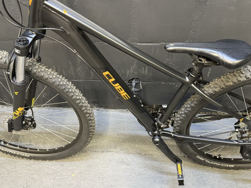 Rower MTB CUBE AIM RACE Shimano Acera 27,5” 36 cm Urban Bikes