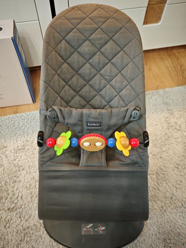 Leżaczek BabyBjorn