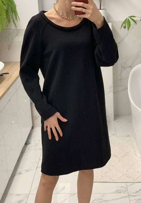 Sukienka czarna prosta klasyczna elegancka do pracy biura plus size 44