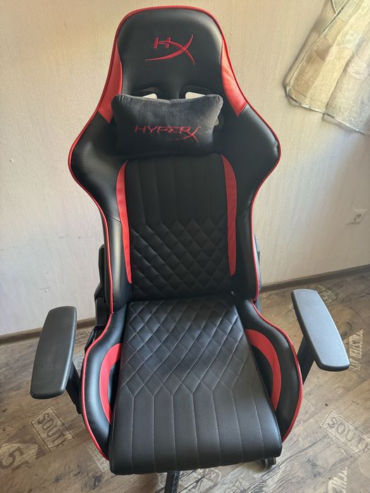 Игровое кресло HyperX Blast – отличное состояние!