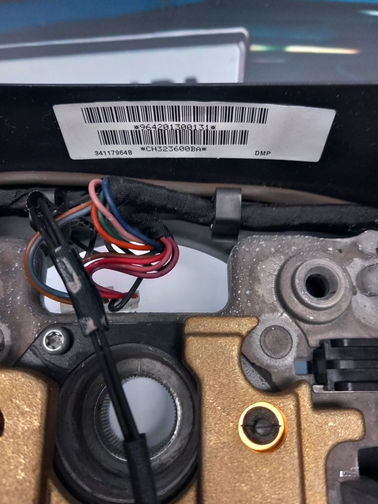 Volante com patilhas e comandos Range Rover Sport L320 de 2012