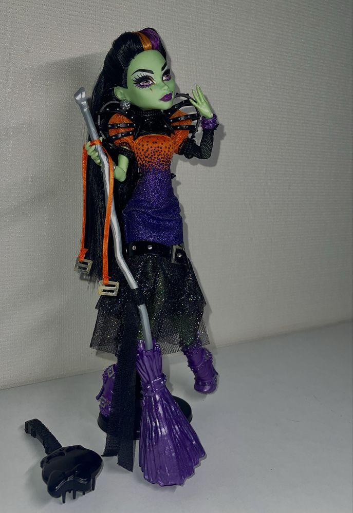Каста Фірс Монстер хай/ Каста Фирс/ Casta Fierce Monster high