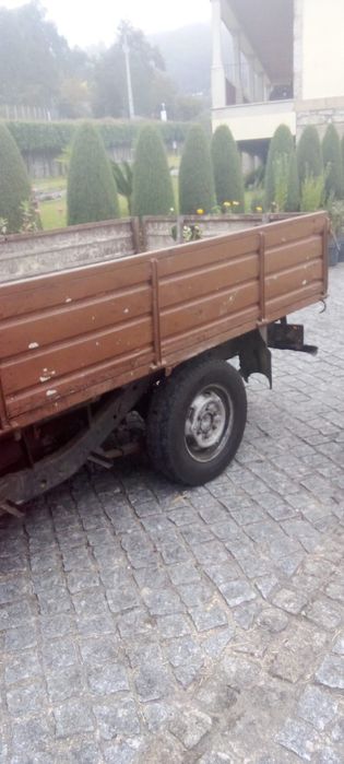 Carrinha Isuzu Usada