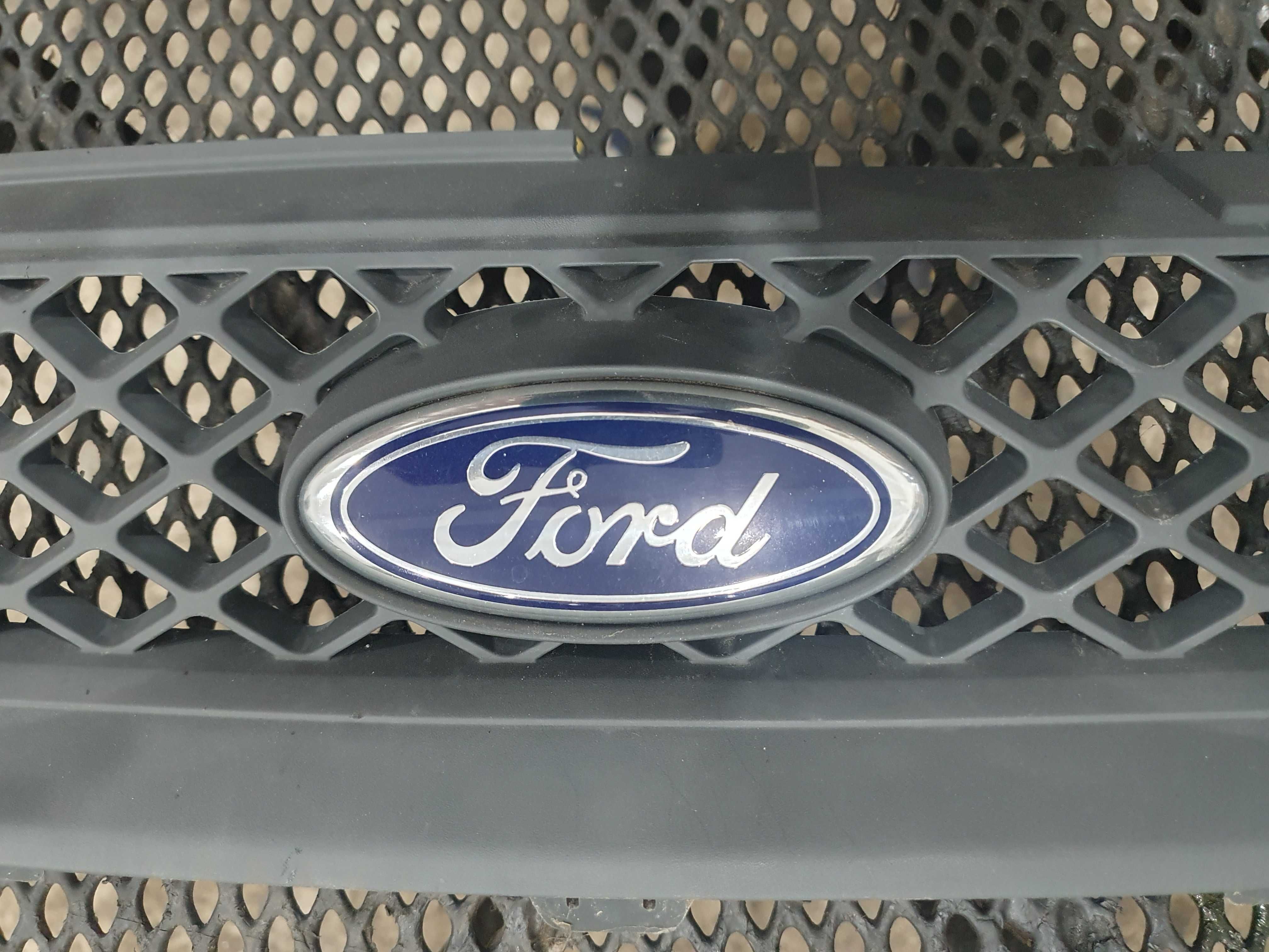 Grill atrapa znaczek Ford Fiesta mk6 lift oryginal