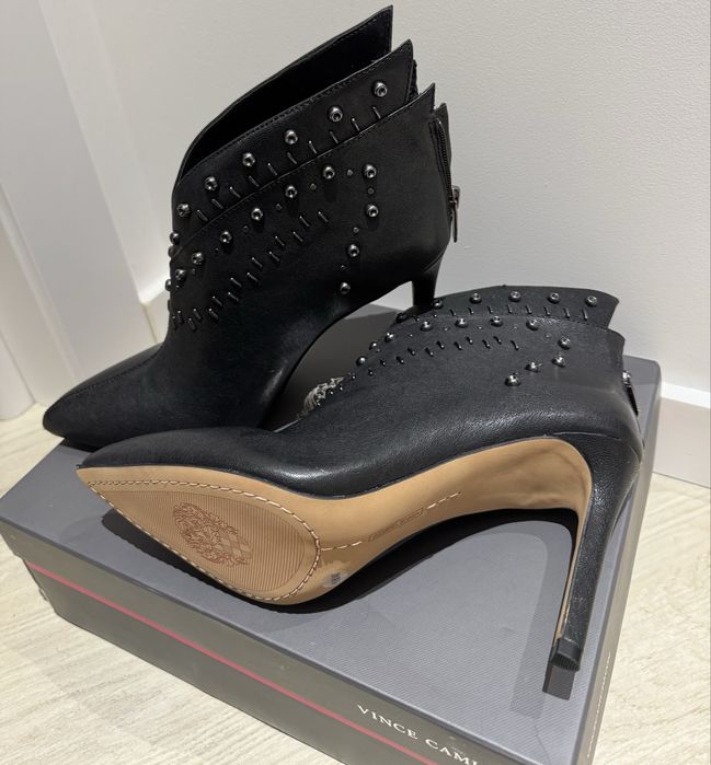 Жіночі ботильйони Vince Camuto