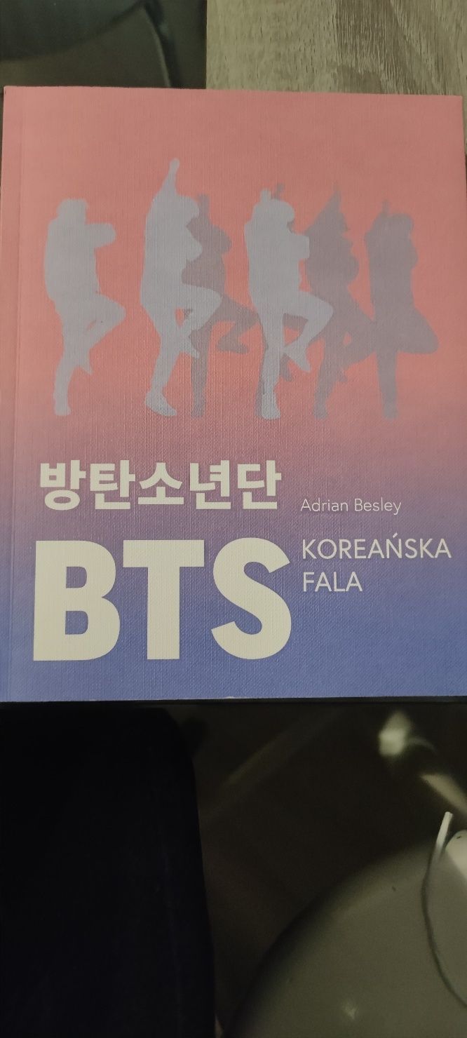 BTS i ja nieoficjalny activity book dla fanów