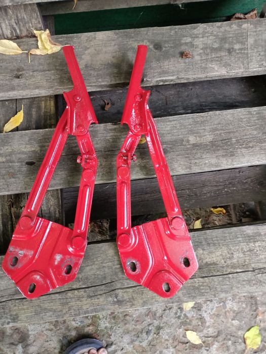 Петлі капота на Фольксваген туран кадді