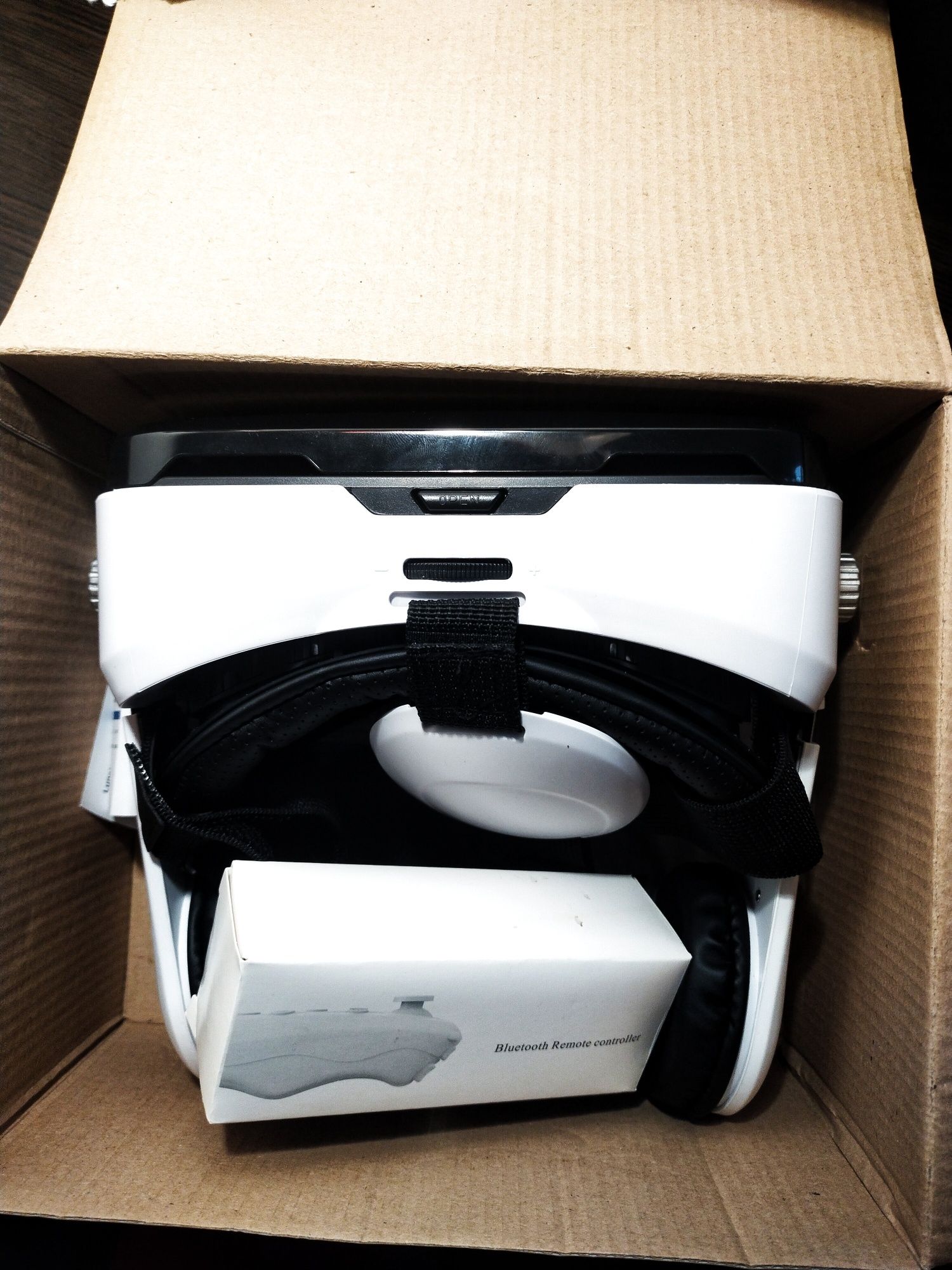 Окуляри віртуальної реальності Bobo VR Z4 із навушниками