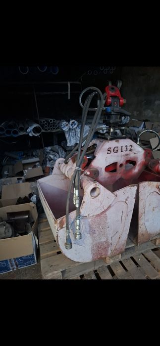 Грейфер SG-132 + ротатор Baltrotors GR30003L ( майже новий )