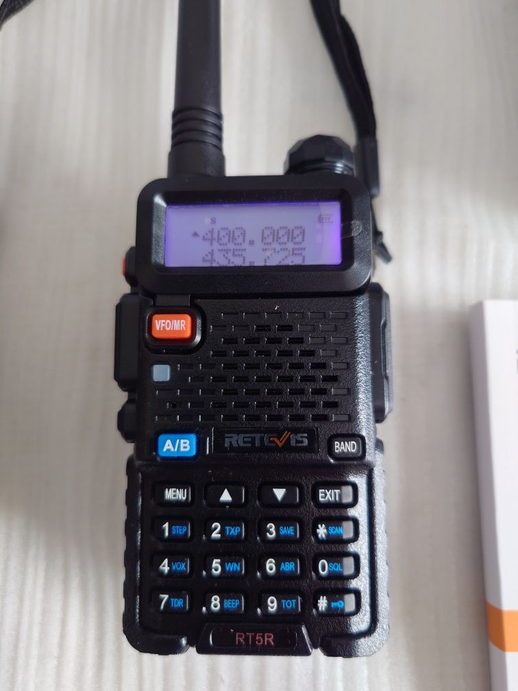 2 sztuki Krótkofalówka Walkie Talkie RETEVIS profesjonalne z Radio FM